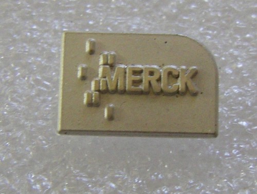 Pin laboratoires merck - pin's,