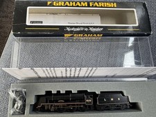 Graham Farish 372-577 ROYAL SCOT LOCO 6115 SCOTS GUARDSMAN LMSBLACK (1946 LVERY)
