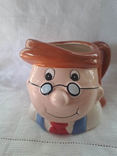 Tetley tea folk - tea,
