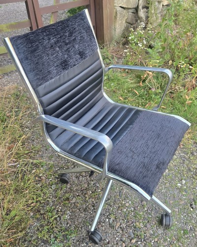 Charles eames style - ,