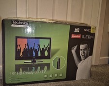 Technika 19" HD Ready LED TV