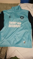 Wycombe Wanderers Medium