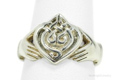 Vintage Irish Claddagh