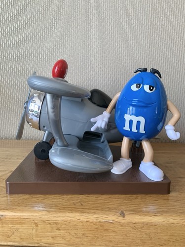 World blue character - world,