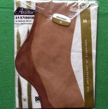 c1950 Sz 9 Aristoc Cavendish