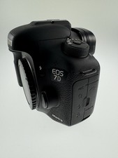 Canon EOS 7D Mark II DSLR –