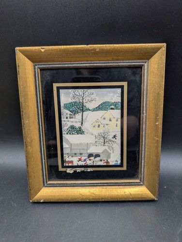 Small framed grandma - small,
