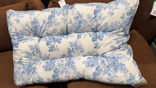 Shabby chic blue white - chic,