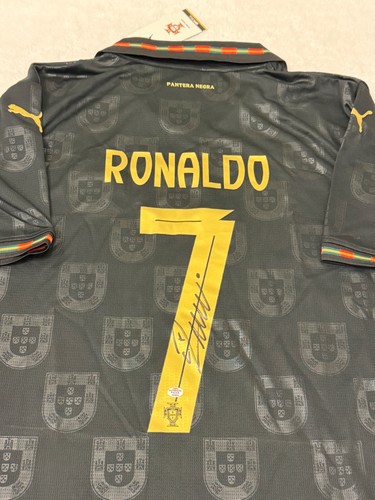 Cristiano ronaldo signed - cristiano,