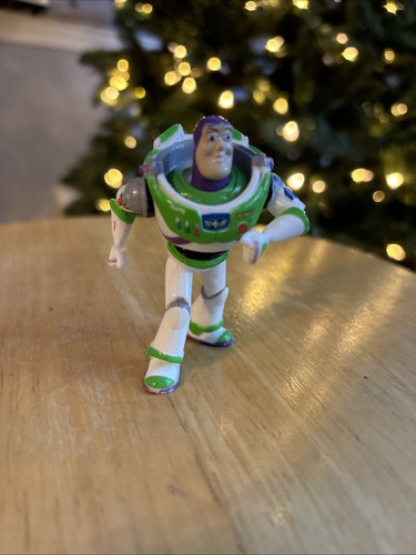 Buzz lightyear cake topper toy - lightyear,