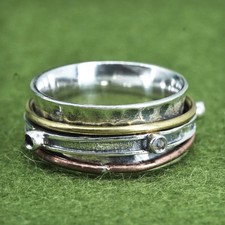 Size 8, vintage triple tone