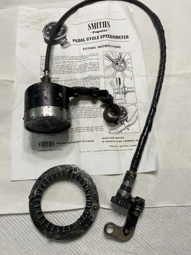 Rare 1940s smiths - rare,