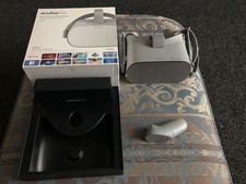 Meta Quest Oculus Go White VR Glasses 64 GB With Controller