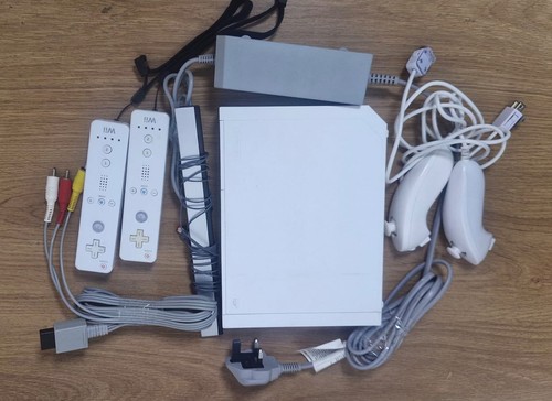 Nintendo wii white - nintendo,