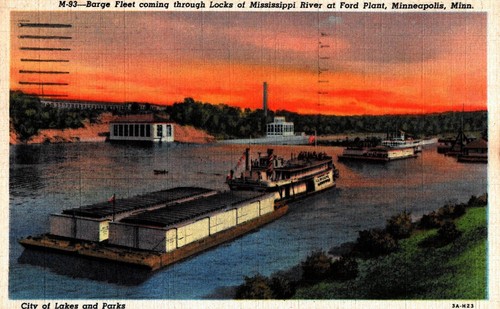 Barge fleet coming through - coming,