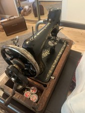 Antique Original c1916 99K Model Singer Sewing Machine Hand Crank Cased & Extras