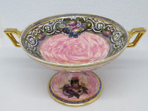 Newhall boumier ware - newhall, footed