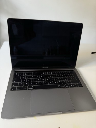 Macbook pro core 9 - pro, i5