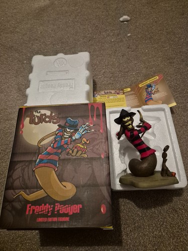 Freddy pooger the - freddy, turds