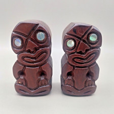 Vintage Maori Hei Tiki Hand Carved Salt & Pepper Shakers Rotorua New Zealand 6cm