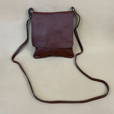 Vera Pelle Messenger Bag