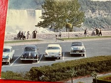 CLASSIC CARS PARKED AT NIAGARA