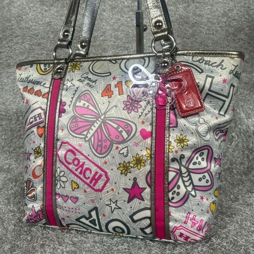 Vintage coach poppy - poppy, butterfly