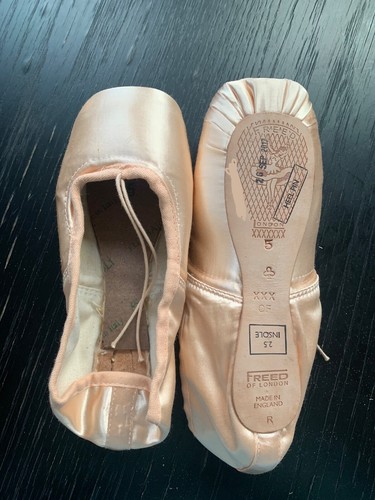 Brand new freed pointe shoes