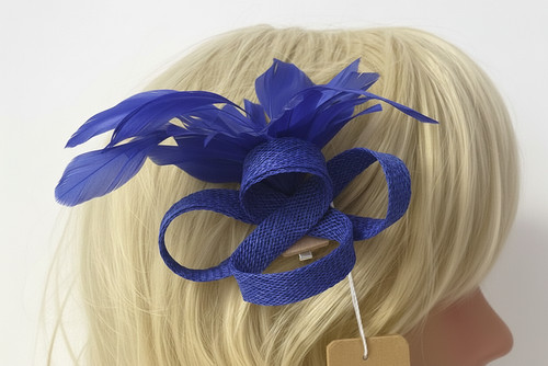 Small looped fascinator - looped, on