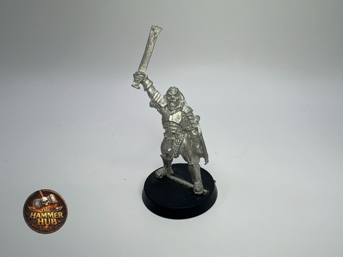 Mesbg uruk hai captain - captain, metal