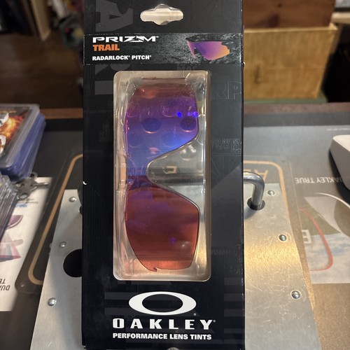 Oakley radarlock pitch - radarlock, path