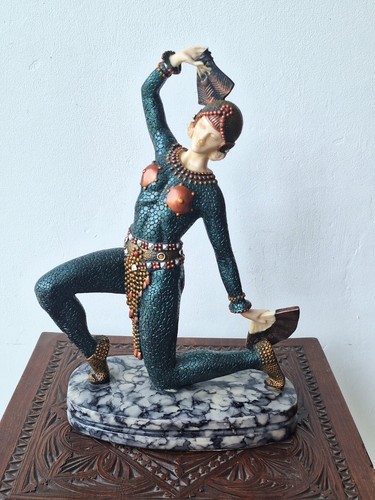 Art deco style resin - deco, figure