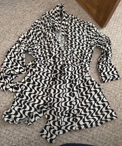 And button up - m,