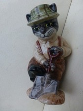 Quail Pottery ceramic Gardener