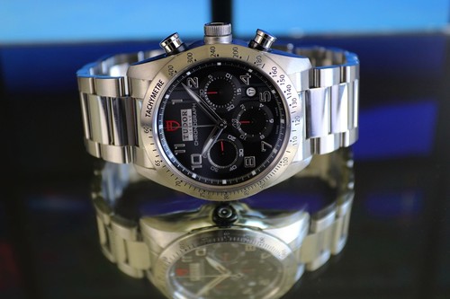 Men massive tudor - massive,