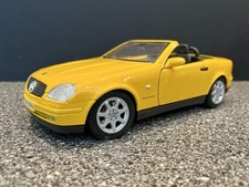 Maisto 1/18 Mercedes Benz SLK230 Hard Top Convertible Used. No Box