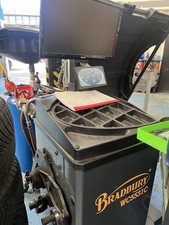 Wheel Balancer Machine Fully Automatic NEEDS REPAIR