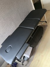 Yaheetech Foldable Massage Bed Portable Lash Table Beauty Bed Professional Salon