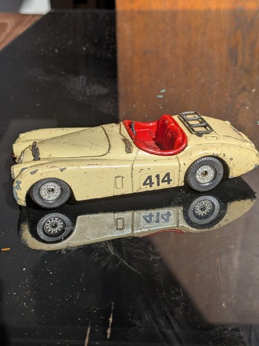 Vintage corgi jaguar - xk, 120