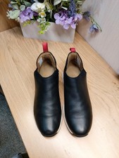 Black Vionic Cosmic Cece Water