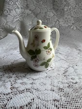 WEDGWOOD WILD STRAWBERRY