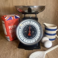 Hanson vintage Scales scales