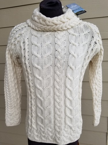 Nwt women s aran - **nwt**,