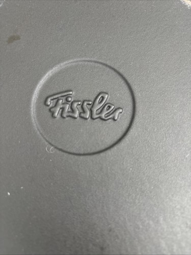 Fissler cast iron pan - iron,