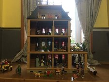 PLAYMOBIL VICTORIAN DOLLS HOUSE WITH EXTRA FLOOR