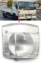 RIGHT FRONT CORNER INDICATOR