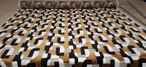Superb retro look - look, geometric