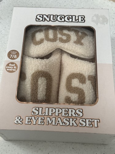 Snuggle slippers and eye - snuggle, mask