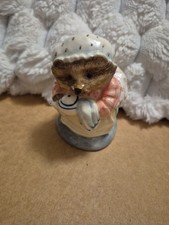 Beswick Mrs Tiggywinkle Takes Tea