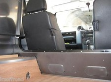 LAND ROVER DEFENDER HALF